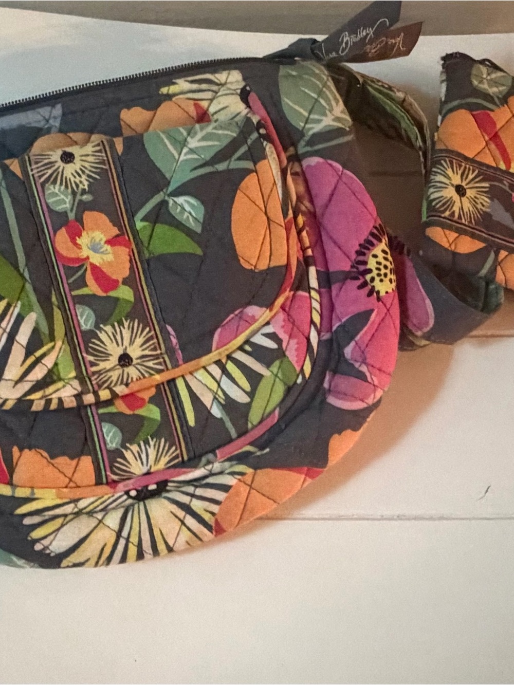 Vera Bradley Vintage Retired Jazzy Blooms Crossbody Bag w Matching Wallet Pouch